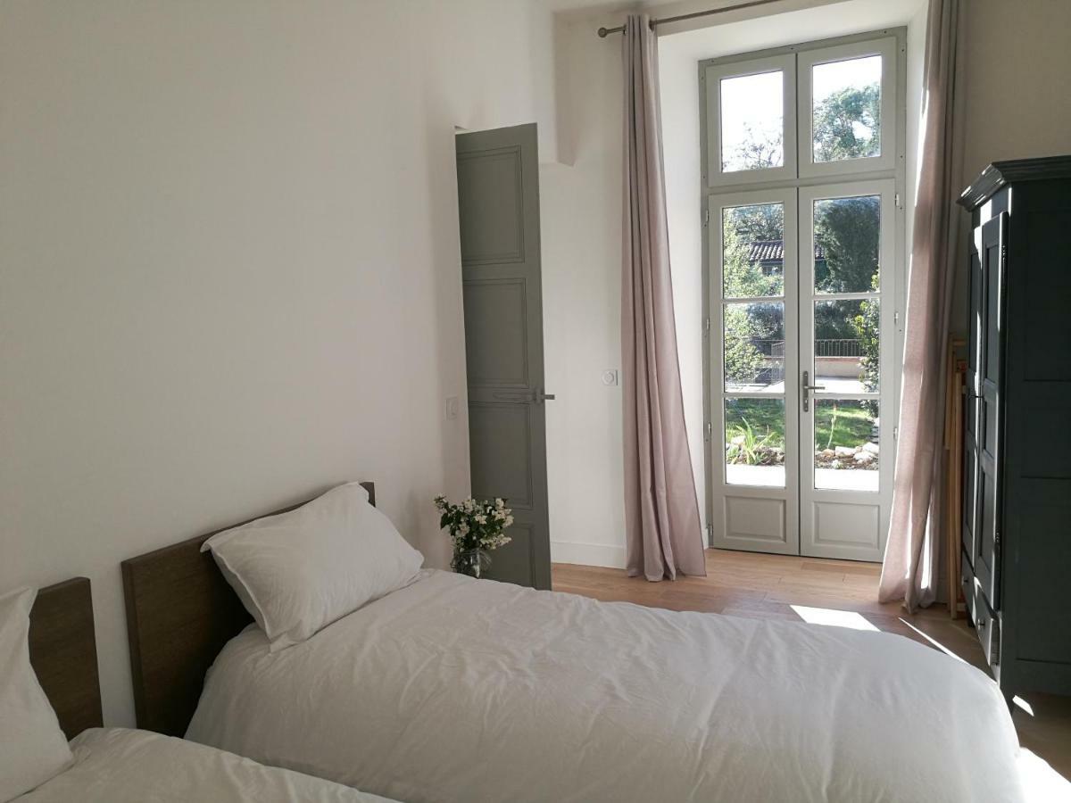 Gite Maison De L'Abbe 소레즈 외부 사진